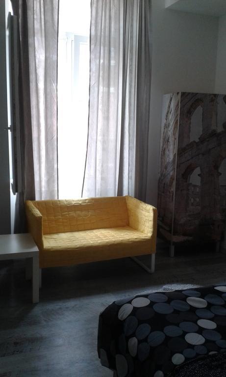 Hostel Ljiljana Pula Extérieur photo