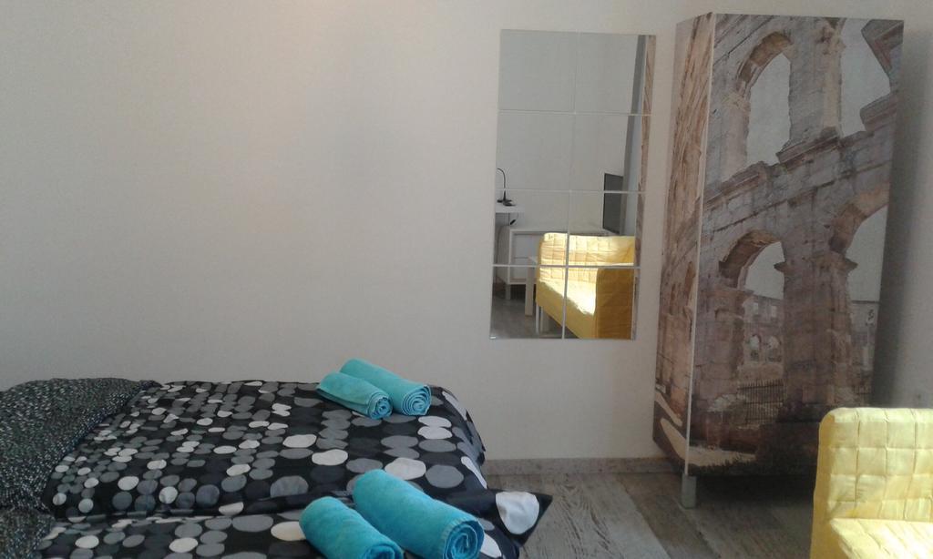 Hostel Ljiljana Pula Extérieur photo